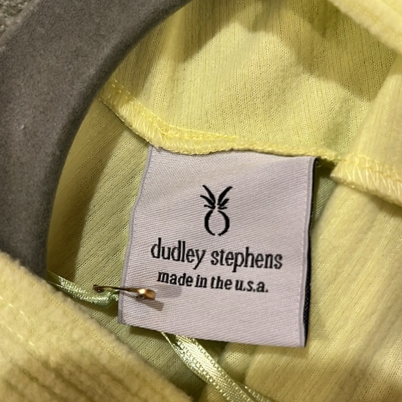 Dudley Stephen’s fleece scarf wrap - Picture 4 of 6